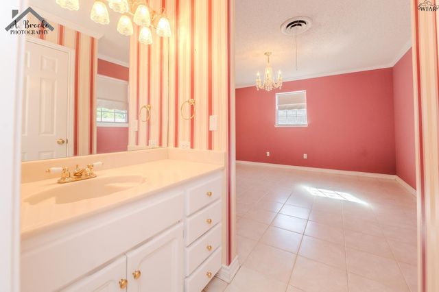 903 MIMOSA STREET, Burkburnett, TX 76354