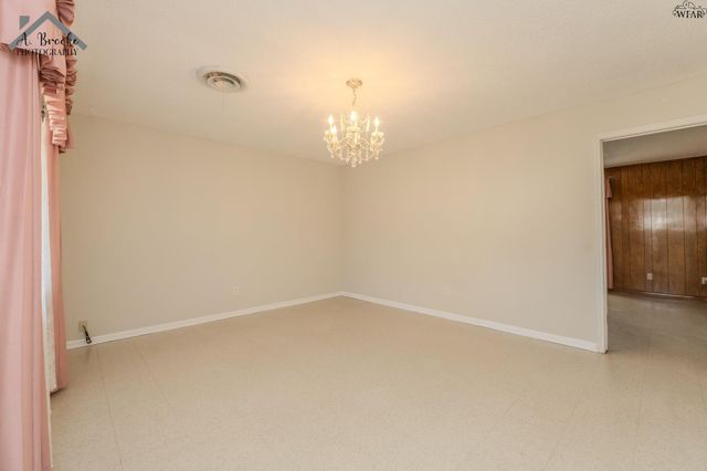 903 MIMOSA STREET, Burkburnett, TX 76354