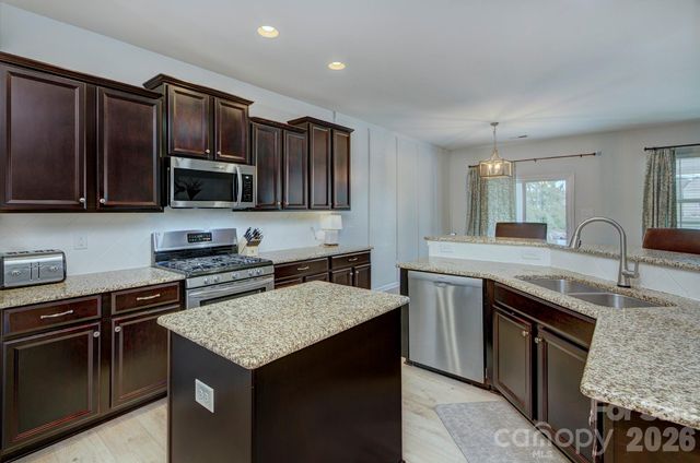 9277 Perseverance Drive, Harrisburg, NC 28075