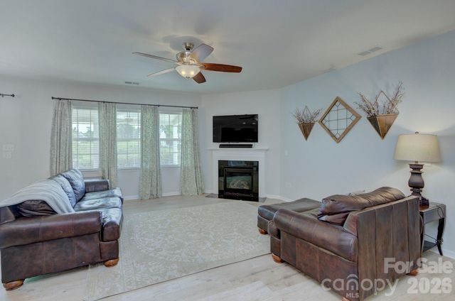 9277 Perseverance Drive, Harrisburg, NC 28075