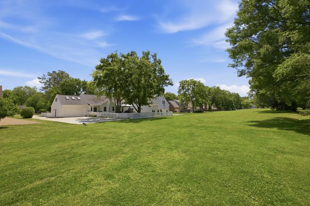 310 Cotton Ln, Franklin, TN 37069