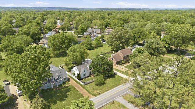 310 Cotton Ln, Franklin, TN 37069