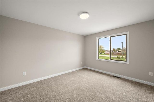 18764 Via Firenze Drive, Macomb, MI 48044