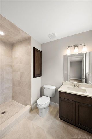 18764 Via Firenze Drive, Macomb, MI 48044
