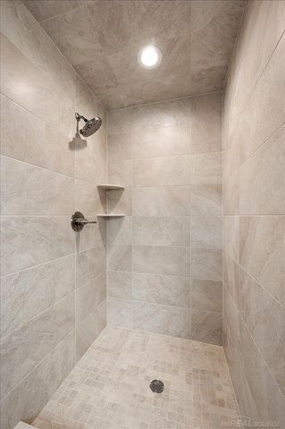 18764 Via Firenze Drive, Macomb, MI 48044