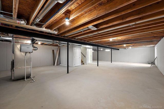 18764 Via Firenze Drive, Macomb, MI 48044