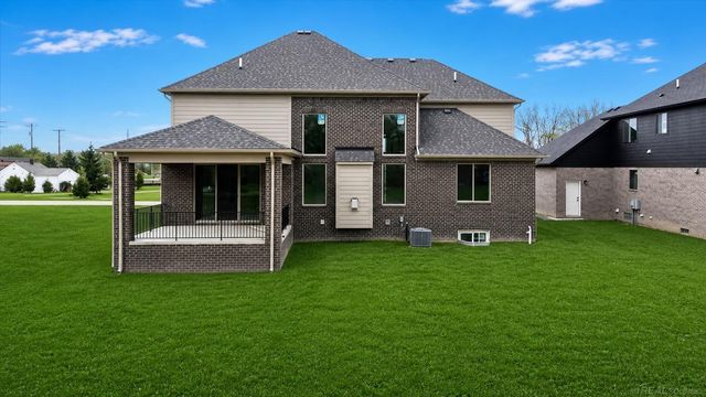 18764 Via Firenze Drive, Macomb, MI 48044