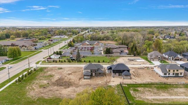18764 Via Firenze Drive, Macomb, MI 48044