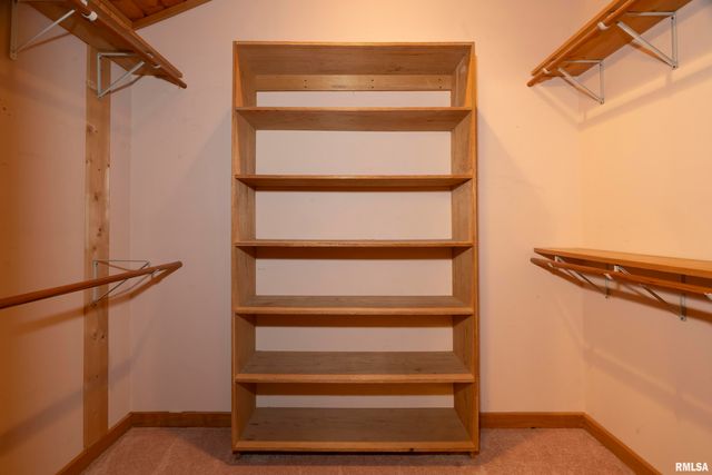 221 Poplar Lake Road, Makanda, IL 62958