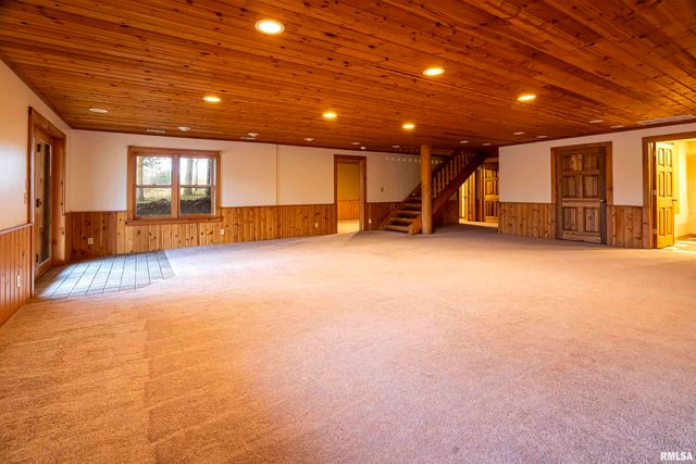 221 Poplar Lake Road, Makanda, IL 62958