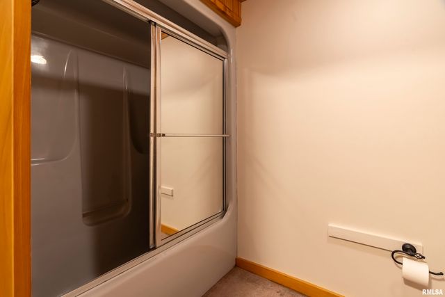 221 Poplar Lake Road, Makanda, IL 62958