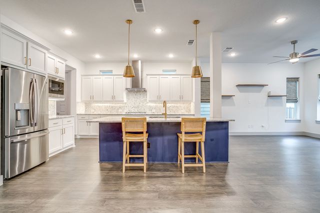 4913 Hidden Grove Drive, Fort Worth, TX 76114