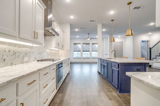 4913 Hidden Grove Drive, Fort Worth, TX 76114