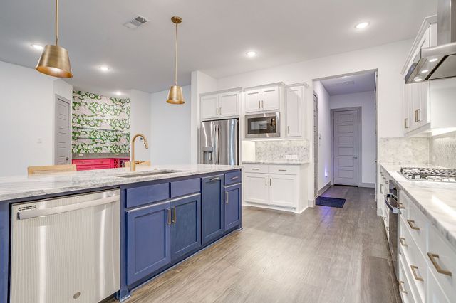 4913 Hidden Grove Drive, Fort Worth, TX 76114