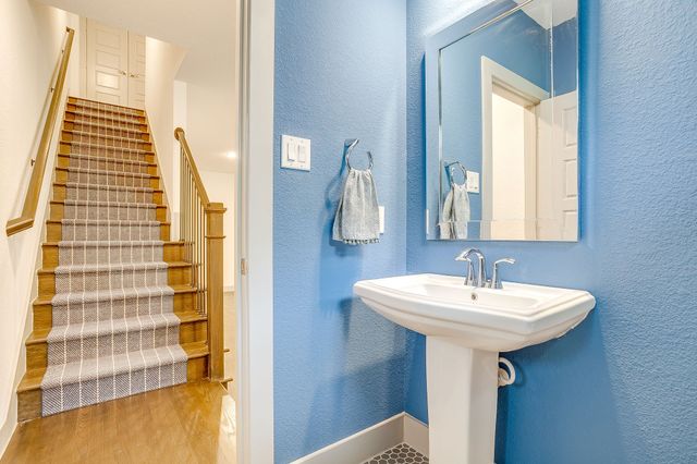 4913 Hidden Grove Drive, Fort Worth, TX 76114