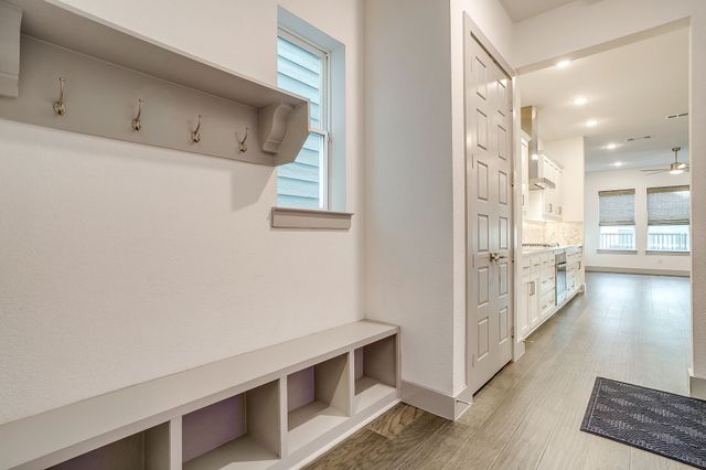 4913 Hidden Grove Drive, Fort Worth, TX 76114