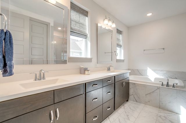 4913 Hidden Grove Drive, Fort Worth, TX 76114