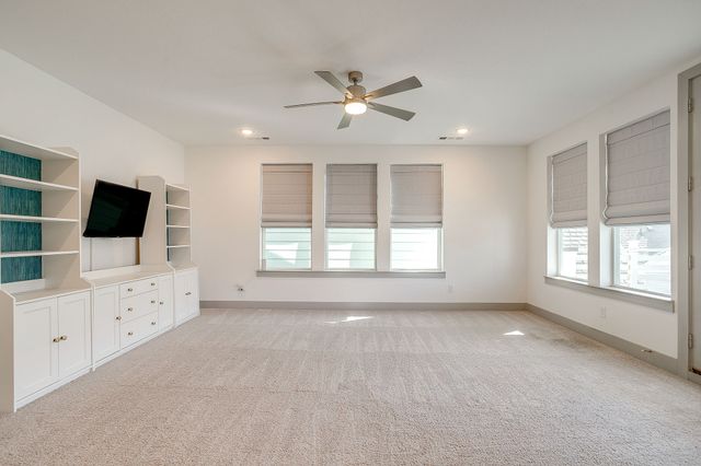 4913 Hidden Grove Drive, Fort Worth, TX 76114