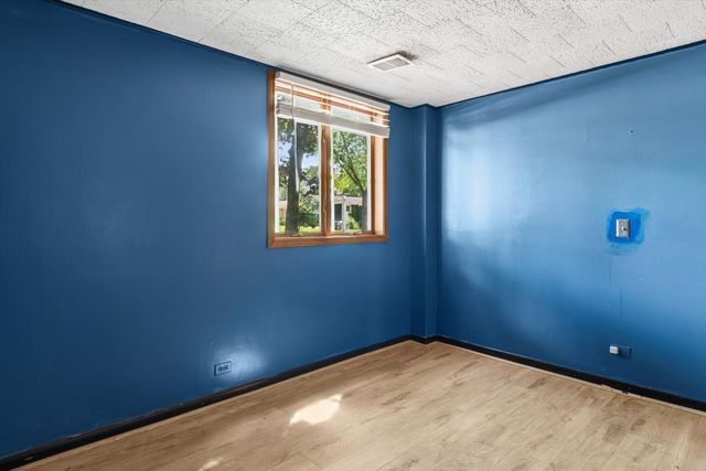 6702 Pershing Court, Woodridge, IL 60517