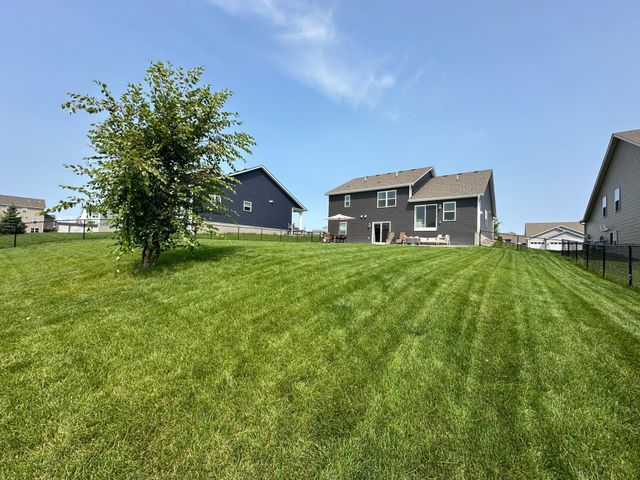 7752 206th Street W, Lakeville, MN 55044