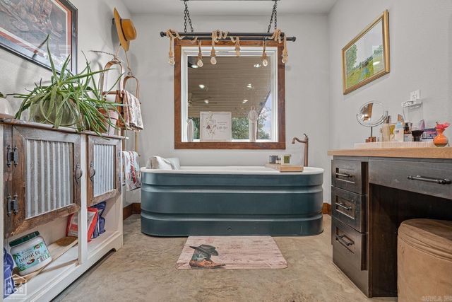 1387 Greene Road 517, Marmaduke, AR 72443