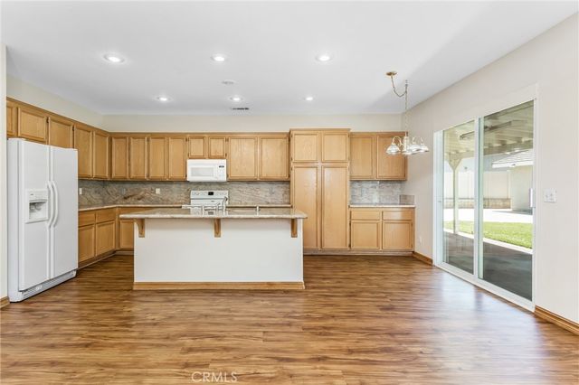 35653 Oak Creek, Yucaipa, CA 92399