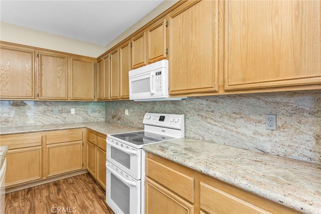 35653 Oak Creek, Yucaipa, CA 92399