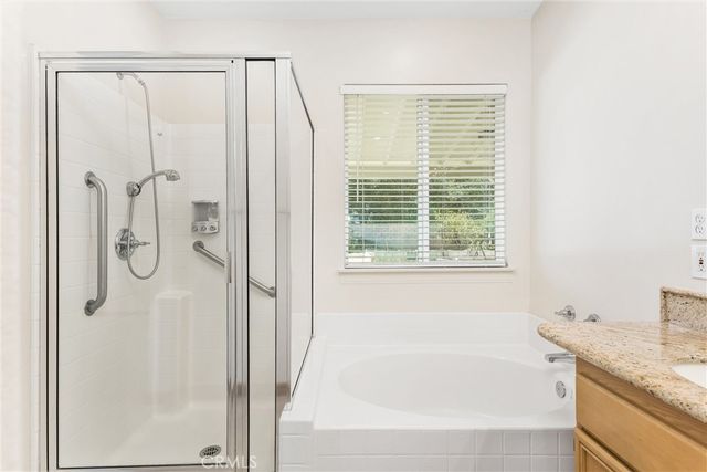 35653 Oak Creek, Yucaipa, CA 92399