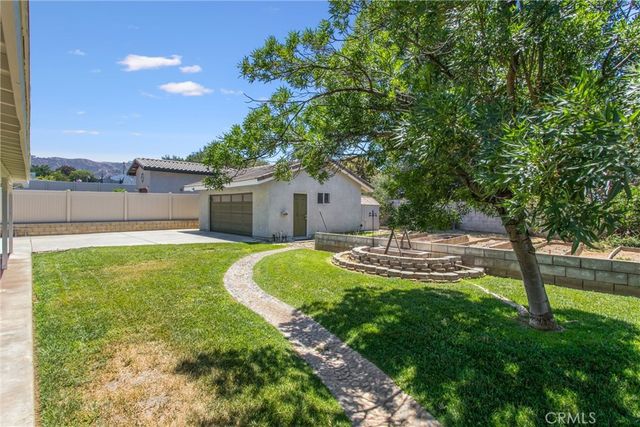 35653 Oak Creek, Yucaipa, CA 92399
