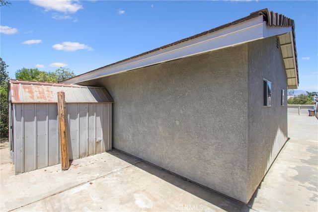 35653 Oak Creek, Yucaipa, CA 92399