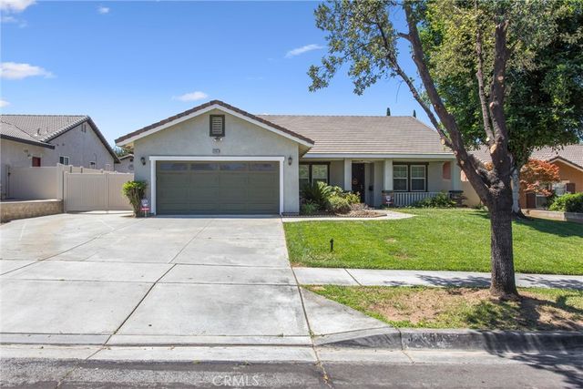 35653 Oak Creek, Yucaipa, CA 92399