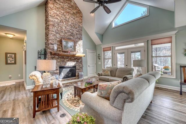 731 Owen Vista Drive, Blairsville, GA 30512