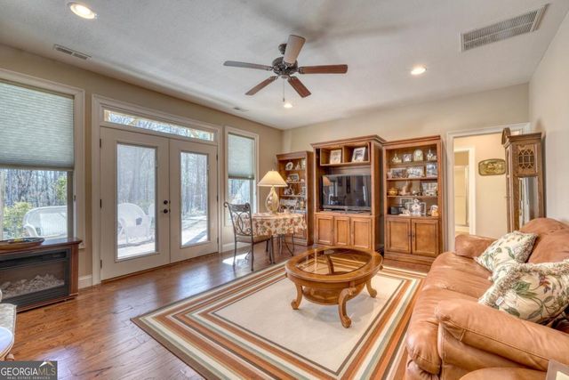731 Owen Vista Drive, Blairsville, GA 30512