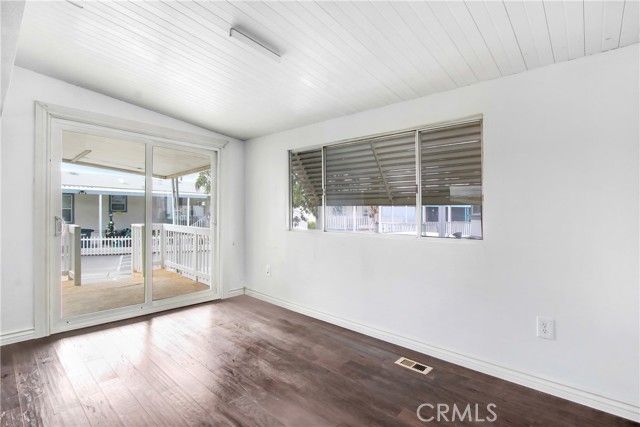 220 S Elk St 134, Hemet, CA 92543