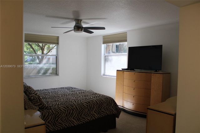 519 E Sheridan St 1082, Dania Beach, FL 33004