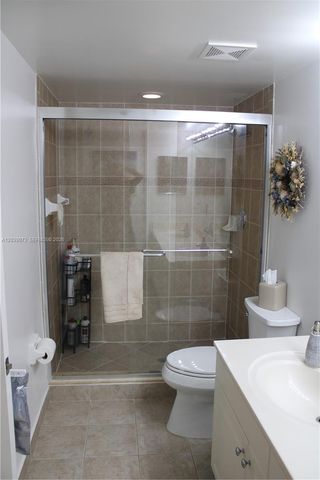 519 E Sheridan St 1082, Dania Beach, FL 33004