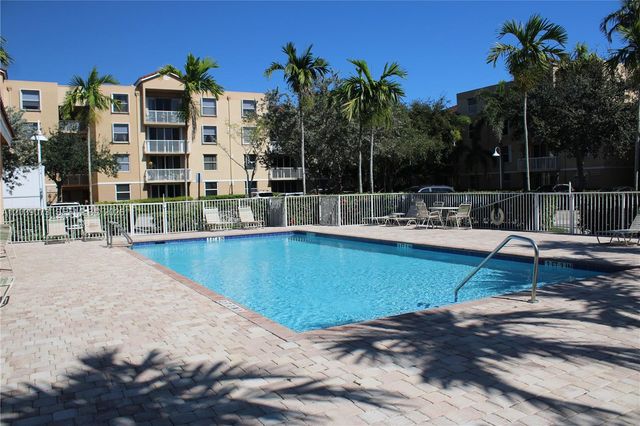 519 E Sheridan St 1082, Dania Beach, FL 33004