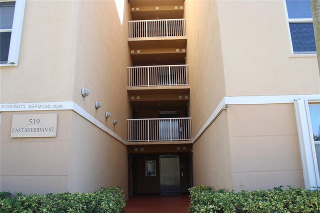 519 E Sheridan St 1082, Dania Beach, FL 33004