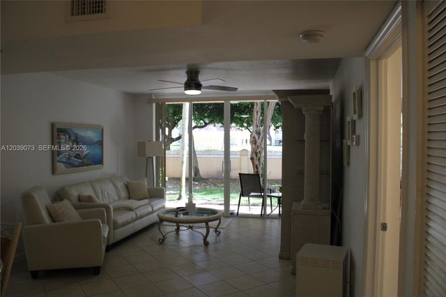 519 E Sheridan St 1082, Dania Beach, FL 33004