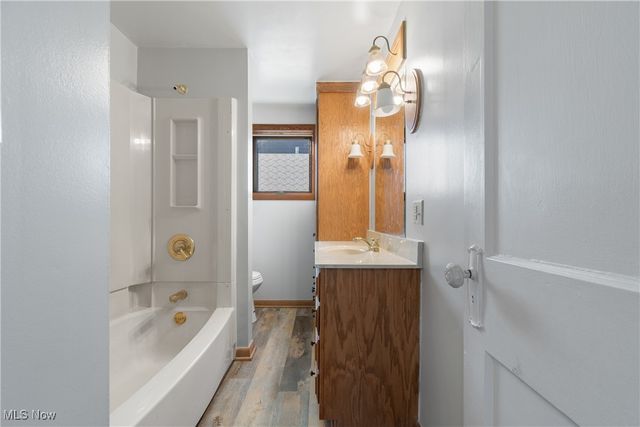 1899 16th Street SW, Akron, OH 44314