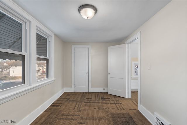 1899 16th Street SW, Akron, OH 44314