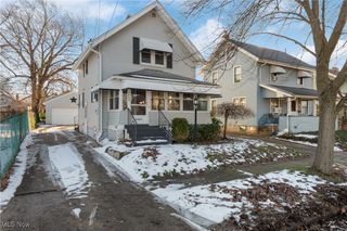 1899 16th Street SW, Akron, OH 44314