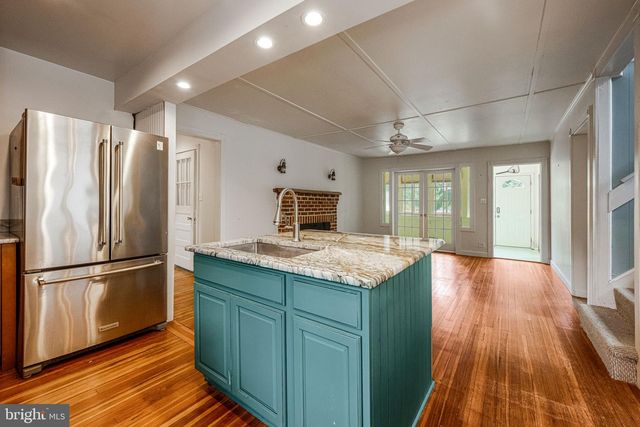 4883 RIDGE RD, Chesapeake Beach, MD 20732