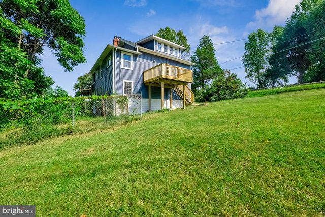 4883 RIDGE RD, Chesapeake Beach, MD 20732