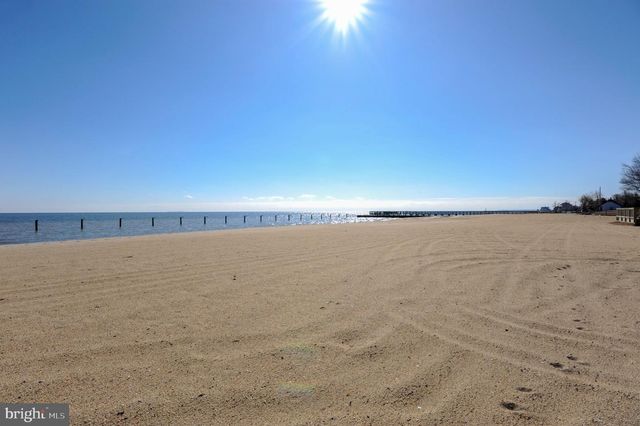 4883 RIDGE RD, Chesapeake Beach, MD 20732