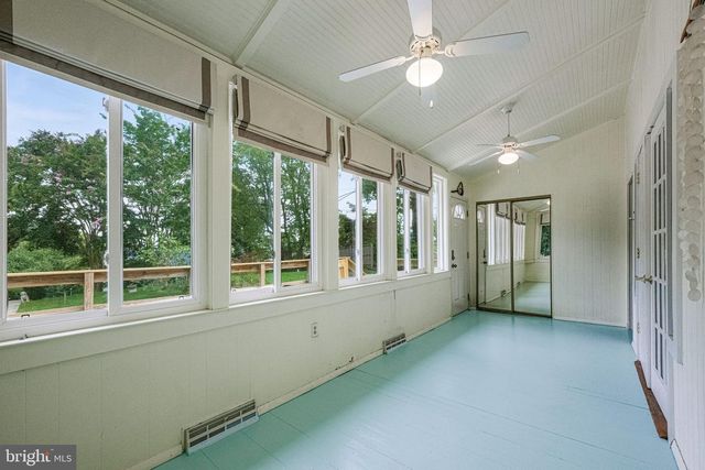 4883 RIDGE RD, Chesapeake Beach, MD 20732