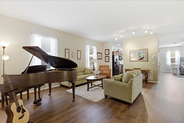 20900 OLDENBURG LOOP, Mount Dora, FL 32757