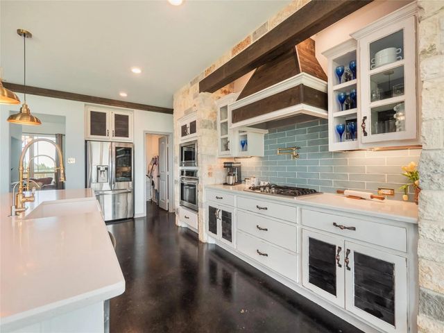 5840 County Road 202, Lampasas, TX 76550