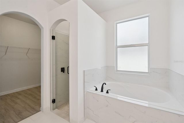 140 HIGHLAND MEADOWS STREET, Davenport, FL 33837