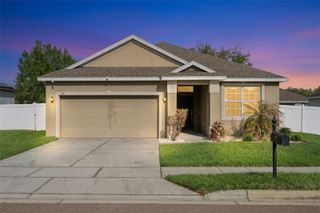 140 HIGHLAND MEADOWS STREET, Davenport, FL 33837